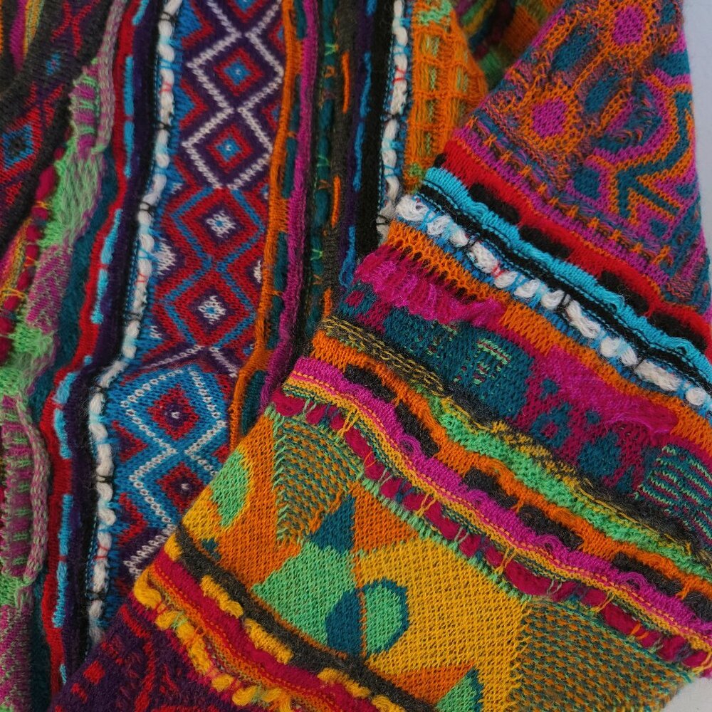 90s COOGI Australia crazy pattern 3D textured wool knitted sweater cardigan - Picture 7 of 12